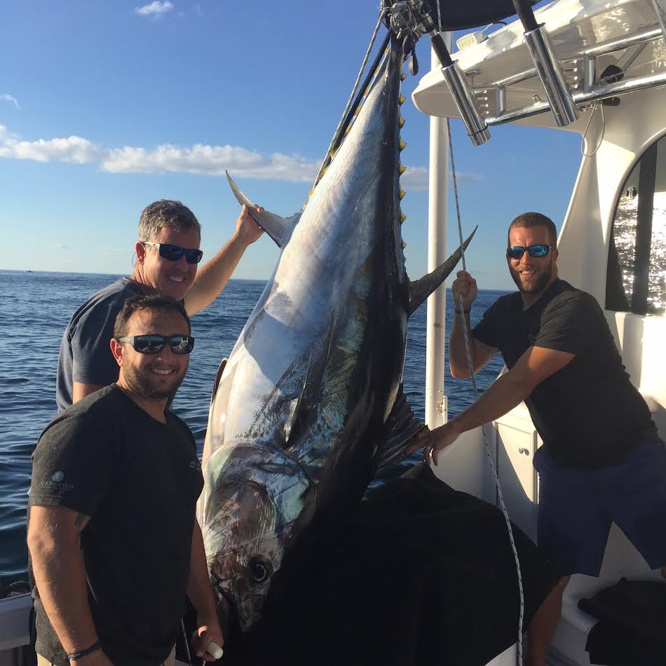 FAT TUNA CHARTERS